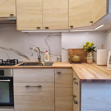 Apartment Great 56 M2, Close The Boulevard