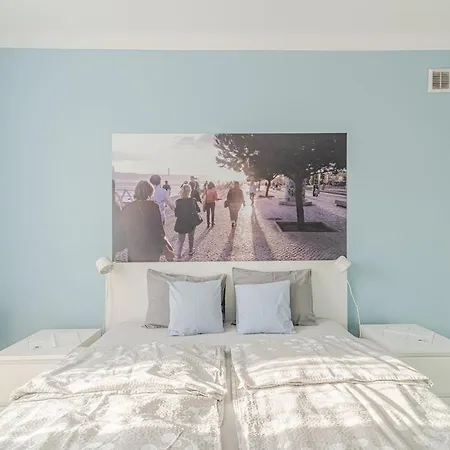 Great 56 M2, Close The Boulevard *