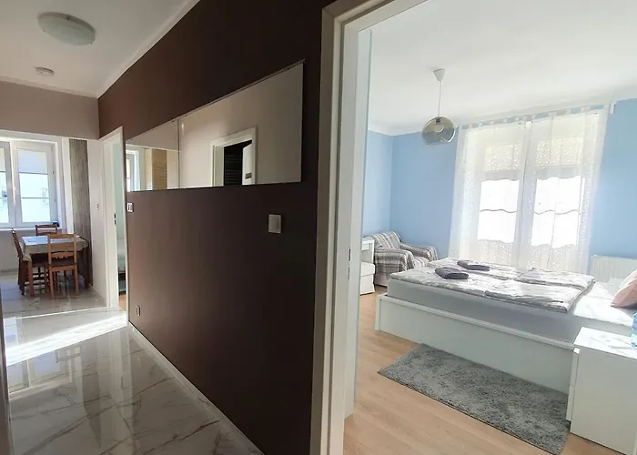 Apartment Great 56 M2, Close The Boulevard