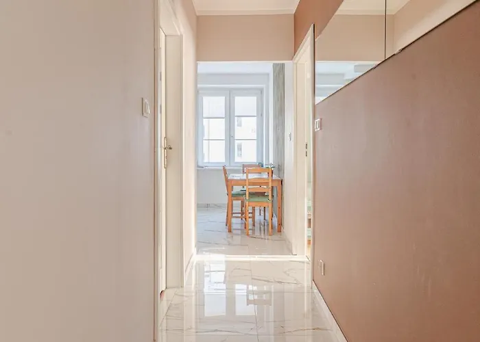 Great 56 M2, Close The Boulevard Gdyně